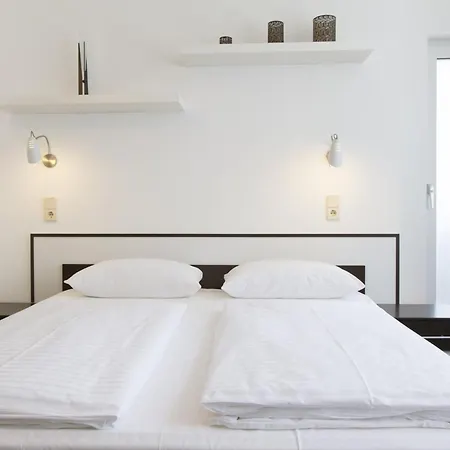 Vega 3* Берлин