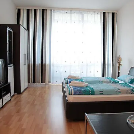 Vega 3* Берлин